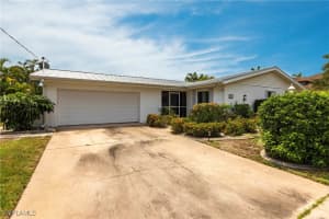 133 Crescent Drive, PUNTA GORDA, FL 33950 Sold 09/11/24