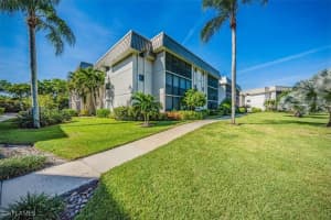788 Park Shore Drive, Naples, FL 34103 Sold 07/29/25