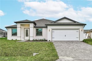 710 Sw 21st St, Cape Coral