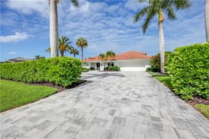 4611 Crayton Rd, Naples