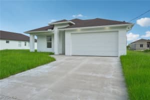 2810 54th Street, Lehigh Acres, FL 33971 Sold 12/13/24