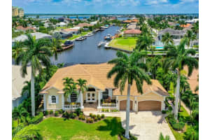 941 Hyacinth Court, MARCO ISLAND, FL 34145 Sold 09/16/24