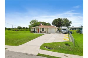 2807 73rd Street, LEHIGH ACRES, FL 33971 Sold 10/22/24