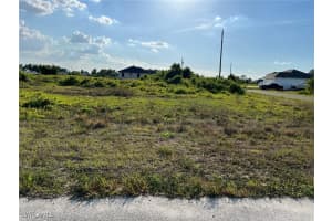478 Rand Street, Lehigh Acres, FL 33974 - MLS#224065357