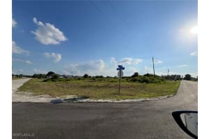 478 Rand Street, Lehigh Acres, FL 33974 - MLS#224065357