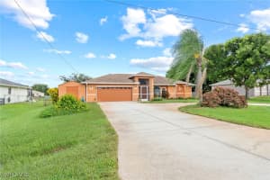 135 Zenith Circle, FORT MYERS, FL 33913 Sold 09/18/24