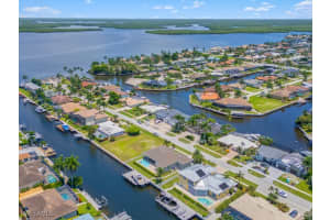 1740 Wavecrest Court, Marco Island, FL 34145 Sold 02/26/25