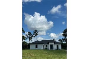 2863 20th Avenue, NAPLES, FL 34117 Sold 10/02/24
