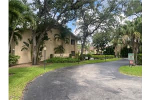 7116 Lakeridge Court, Fort Myers, FL 33907 Sold 09/24/25