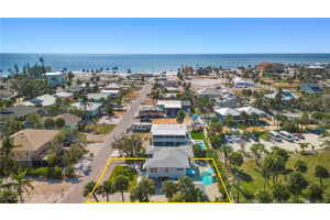 121 Andre Mar Drive, FORT MYERS BEACH, FL 33931 Sold 11/20/24