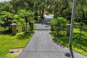 17260 Frank Road, ALVA, FL 33920 Sold 10/15/24