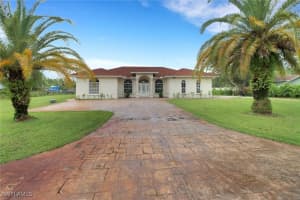 3711 4th Avenue, Naples, FL 34117 - MLS#224066032