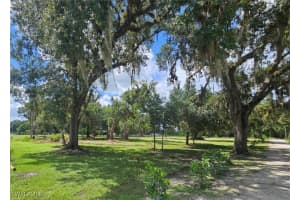 955 Chickasaw Avenue, LABELLE, FL 33935 Sold 06/02/25