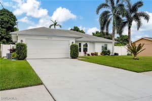 1305 Granada Boulevard, Naples, FL 34103 Sold 12/20/24