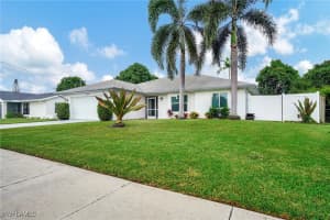 1305 Granada Boulevard, Naples, FL 34103 Sold 12/20/24