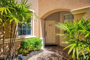 13921 Lake Mahogany Boulevard, Fort Myers, FL 33907 - MLS#224066211