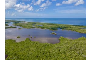 1001 Arbor Lake Dr 607, Naples