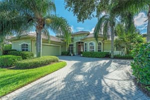 4980 Rustic Oaks Cir, Naples