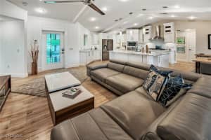 5816 Park Road, Fort Myers, FL 33908 - MLS#224066270