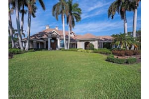 2835 SILVERLEAF Lane, Naples, FL 34105 - MLS#224066423