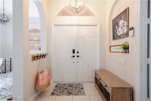 701 Grove Drive, NAPLES, FL 34120 Sold 01/08/25