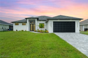 922 8th Place, CAPE CORAL, FL 33991 Sold 03/17/25