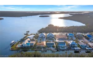 265 Tropical Shore Way, Fort Myers Beach, FL 33931 Sold 03/31/25