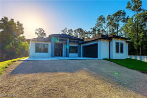 116 Everglades Blvd S, Naples