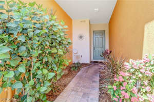 9810 Healthpark Circle, Fort Myers, FL 33908 - MLS#224066783