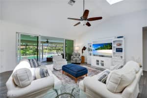 11532 Tanager Ct, Naples