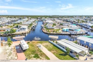 3784 Dewberry Lane, St James City, FL 33956 - MLS#224066851