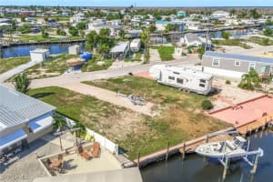 3784 Dewberry Lane, St James City, FL 33956 - MLS#224066851