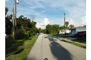 556 Clark Street, North Fort Myers, FL 33903 - MLS#224066853