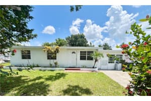3926 Seminole Avenue, FORT MYERS, FL 33916 Sold 01/17/25