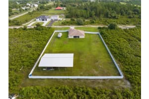 7609 2nd Place, Labelle, FL 33935 Sold 03/14/25