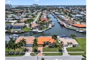 863 Banyan Court, MARCO ISLAND, FL 34145 Sold 10/16/24