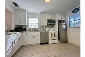 5246 Treetops Drive, NAPLES, FL 34113 Sold 09/06/24
