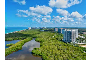 6897 Grenadier Boulevard, Naples, FL 34108 Sold 04/30/25