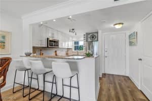 21 High Point Circle, NAPLES, FL 34103 Sold 09/05/24