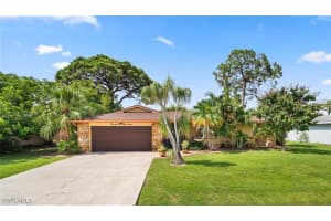 2457 Chandler Avenue, FORT MYERS, FL 33907 Sold 04/17/25