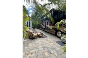 4918 Coach Lane, Naples, FL 34114 Sold 11/22/24