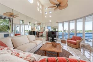 4560 Gulf Shore Blvd N 3-313, Naples