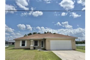 210 Manasota Street, FORT MYERS, FL 33913 Sold 10/11/24