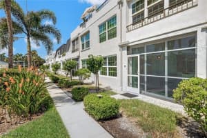 4200 Belair Lane, NAPLES, FL 34103 Sold 10/15/24