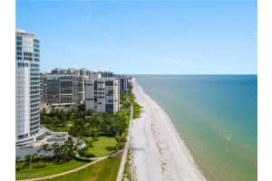 555 Park Shore Dr B302, Naples