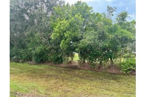 22 Bass Lane, Naples, FL 34114 Sold 01/08/25