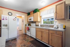 8142 Breeze Drive, North Fort Myers, FL 33917 Sold 01/31/25