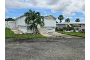 8 Onyx Dr 8o, Naples