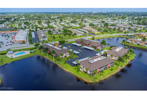 326 Charlemagne Boulevard, NAPLES, FL 34112 Sold 10/17/24
