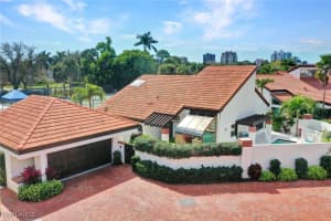 548 Bay Villas Lane, Naples, FL 34108 Sold 03/10/25